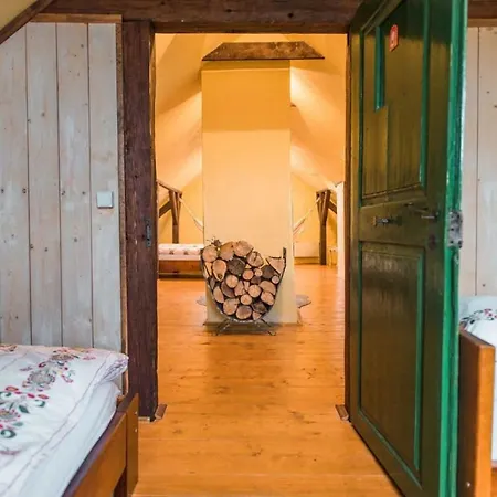 Nebo Nad štiavnicou - čarovná Chalupa So Záhradou Banská Štiavnica