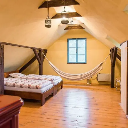Casa vacanze Nebo Nad štiavnicou - čarovná Chalupa So Záhradou *