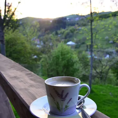 Nebo Nad štiavnicou - čarovná Chalupa So Záhradou * Banská Štiavnica