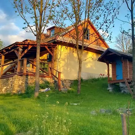 Casa vacanze Nebo Nad štiavnicou - čarovná Chalupa So Záhradou *