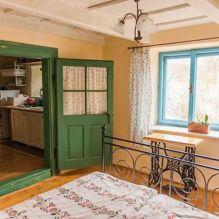Casa vacanze Nebo Nad štiavnicou - čarovná Chalupa So Záhradou